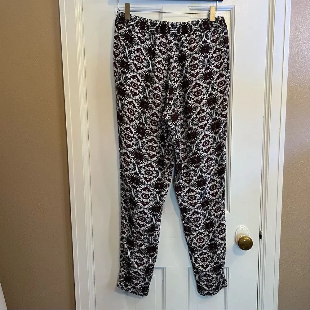 Divided patterned pants   - Picture 2 of 6